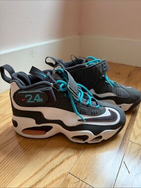 Nike Air Griffey Max 1 Home Run Derby - Kids 6Y/ Women’s 8